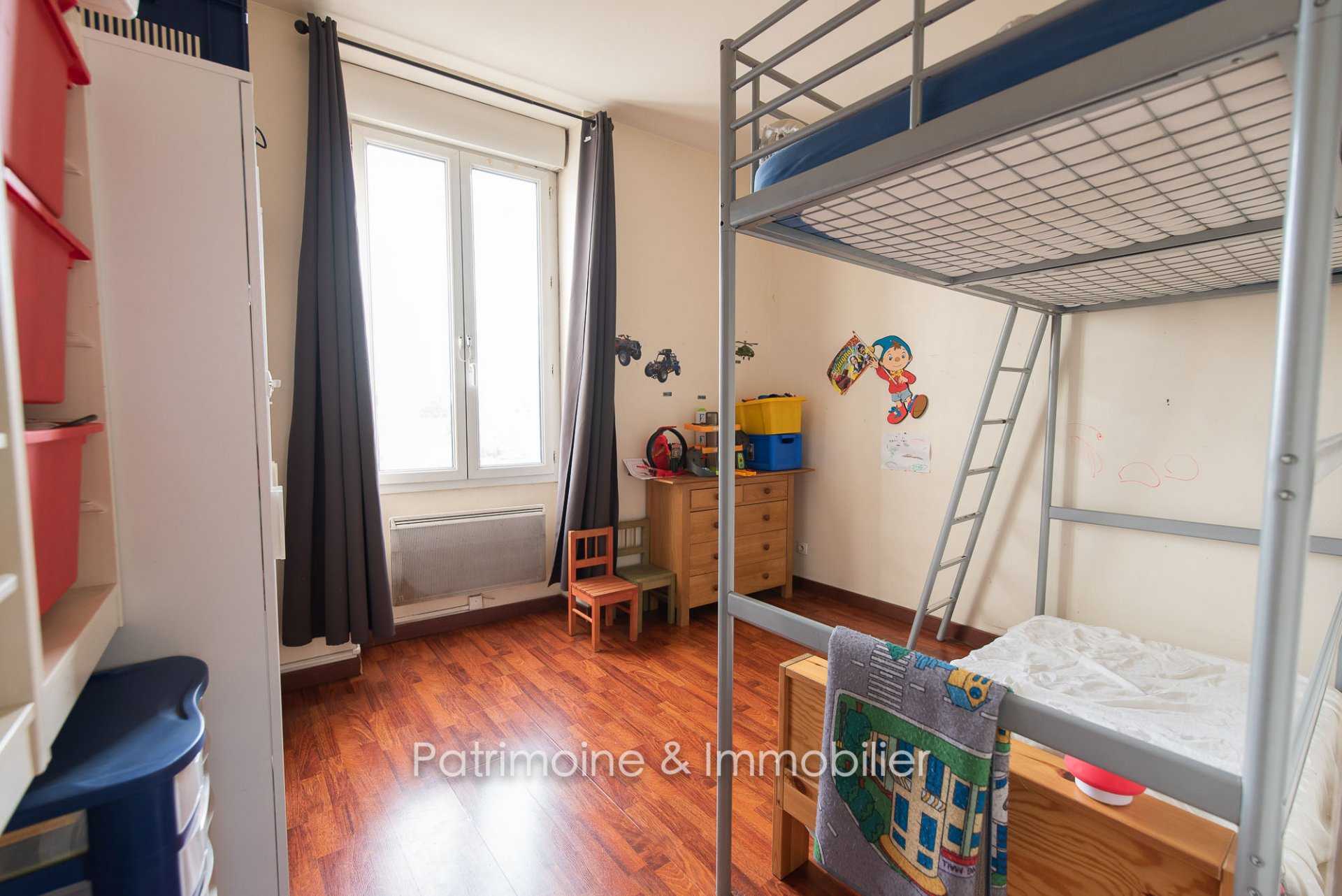 公寓 在 Lyon 8ème, Rhône 10812519