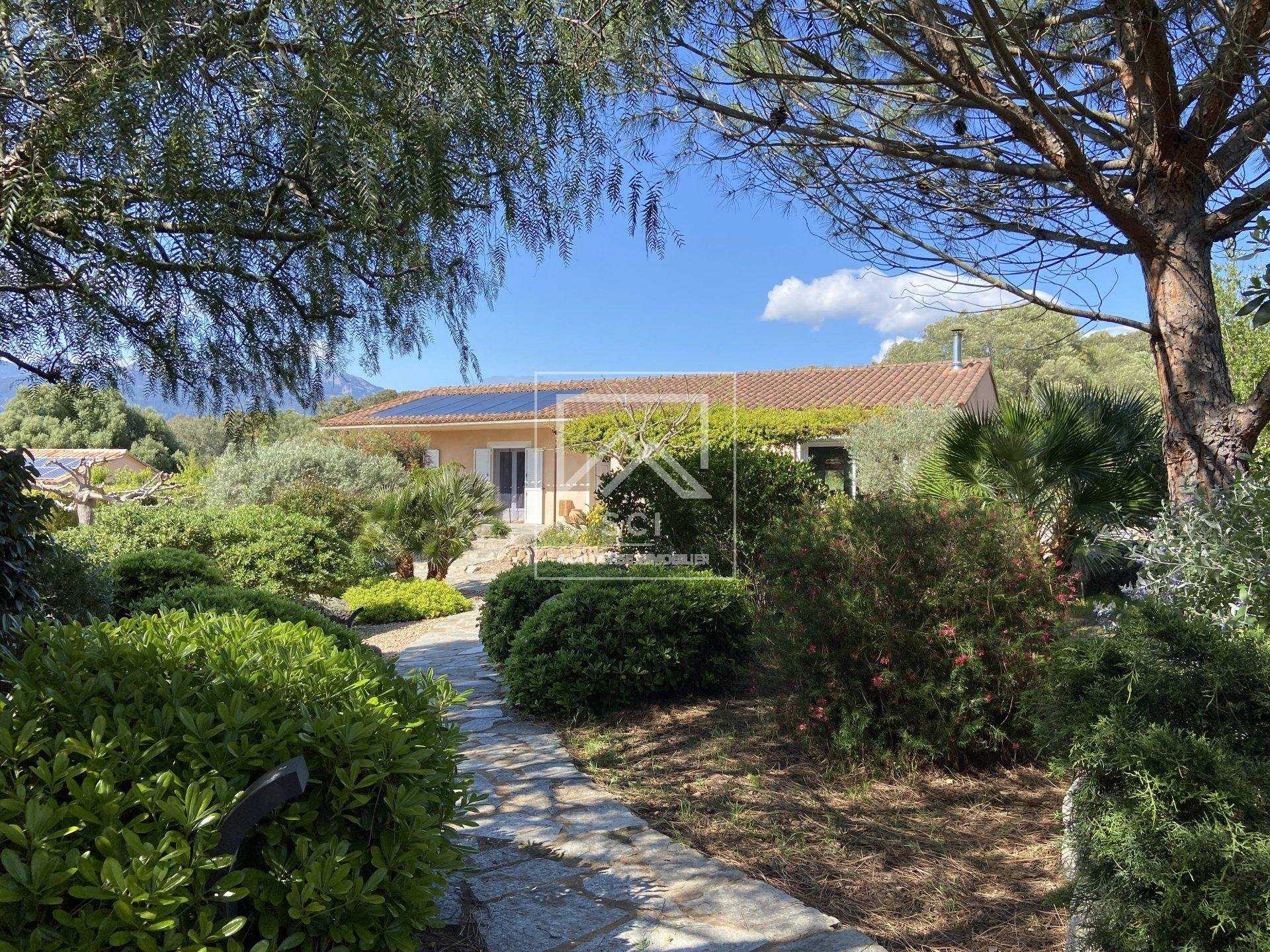 rumah dalam Figari, Corsica 10812567