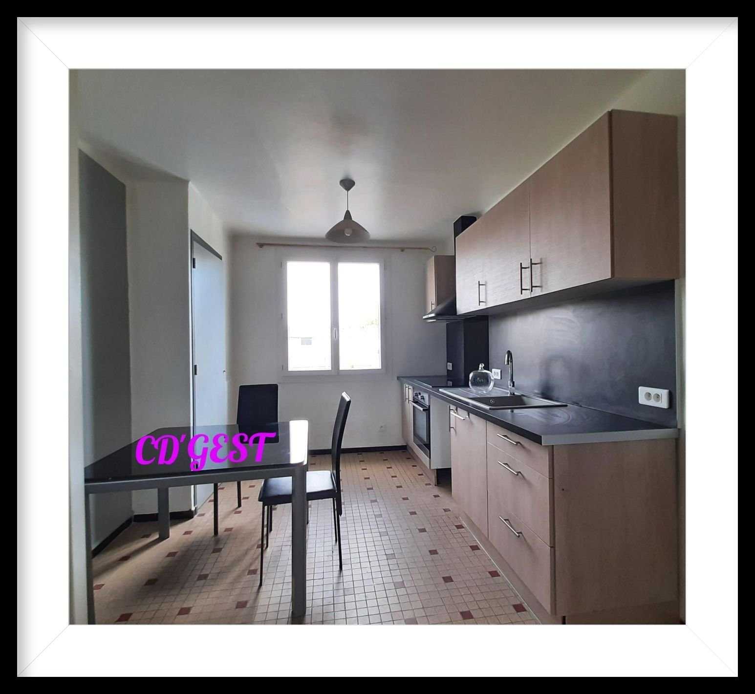 公寓 在 蒙特利马尔, 奥弗涅-罗纳-阿尔卑斯大区 10812632