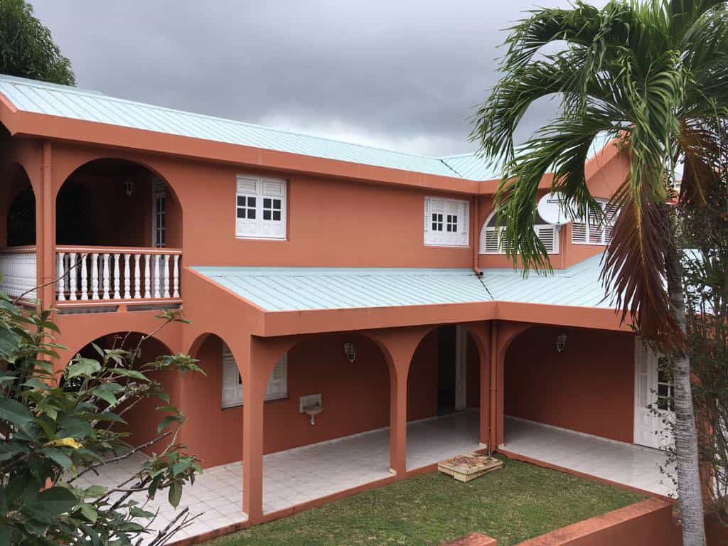 жилой дом в Le Robert, Martinique 10812716