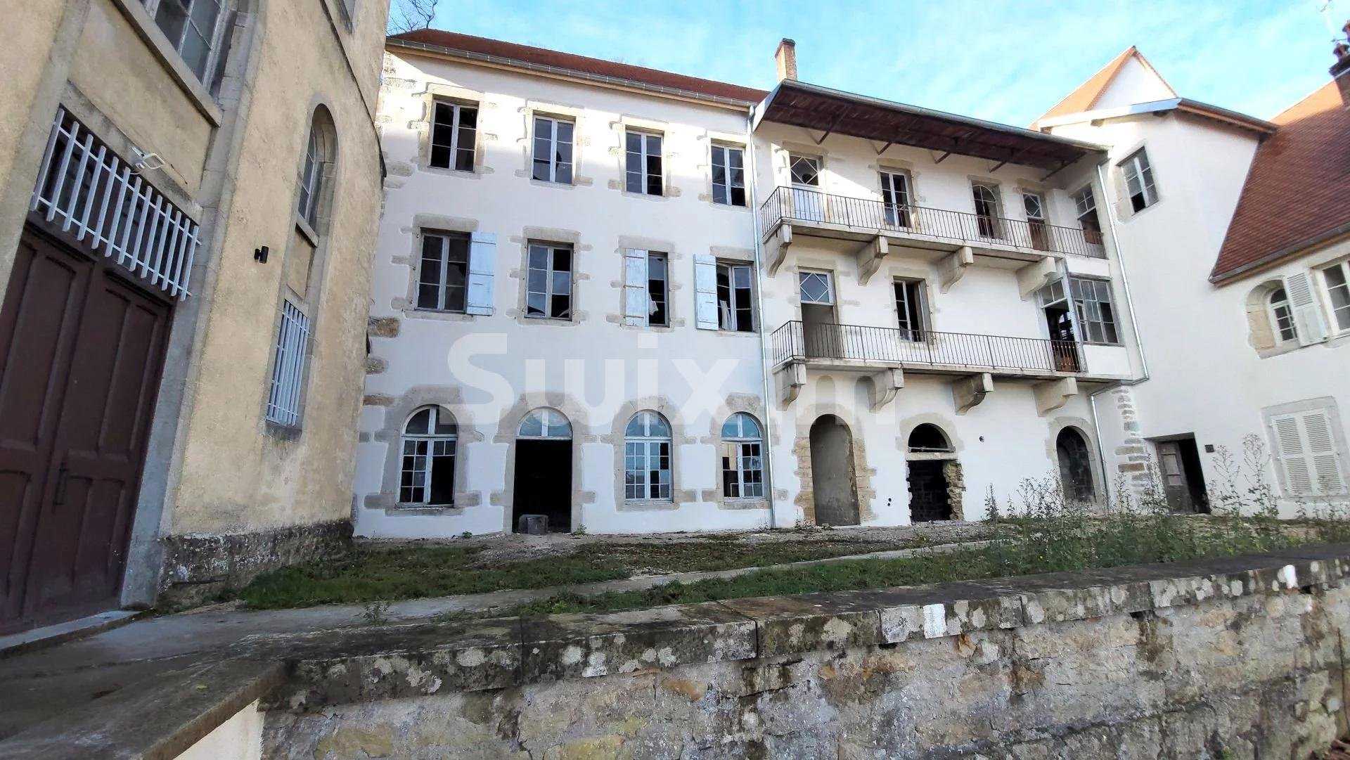 Eigentumswohnung im Lons-le-Saunier, Burgund-Franche-Comté 10812718