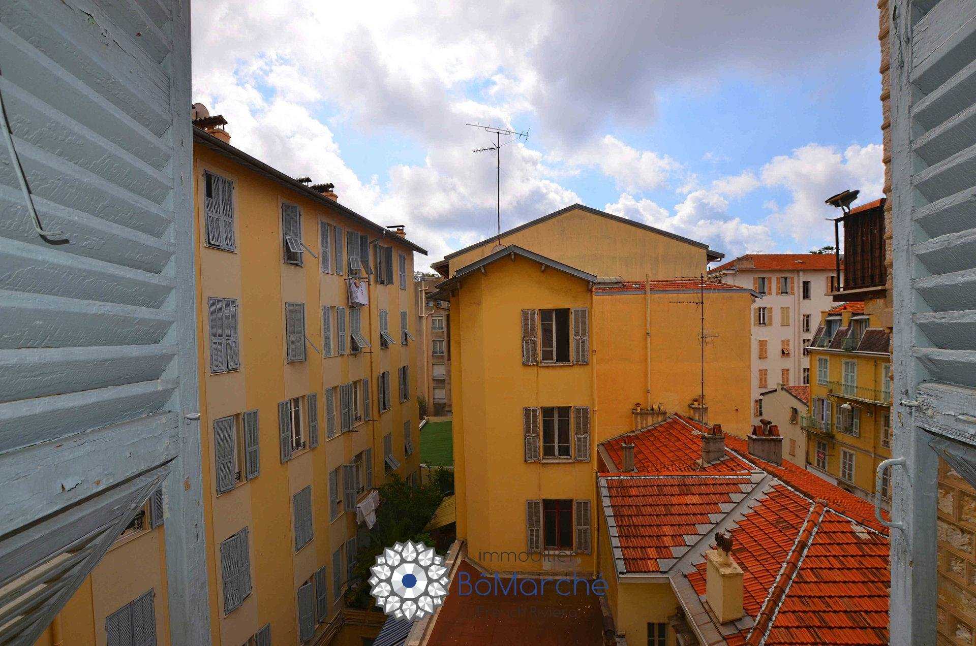 Condominium in Nice, Alpes-Maritimes 10812762