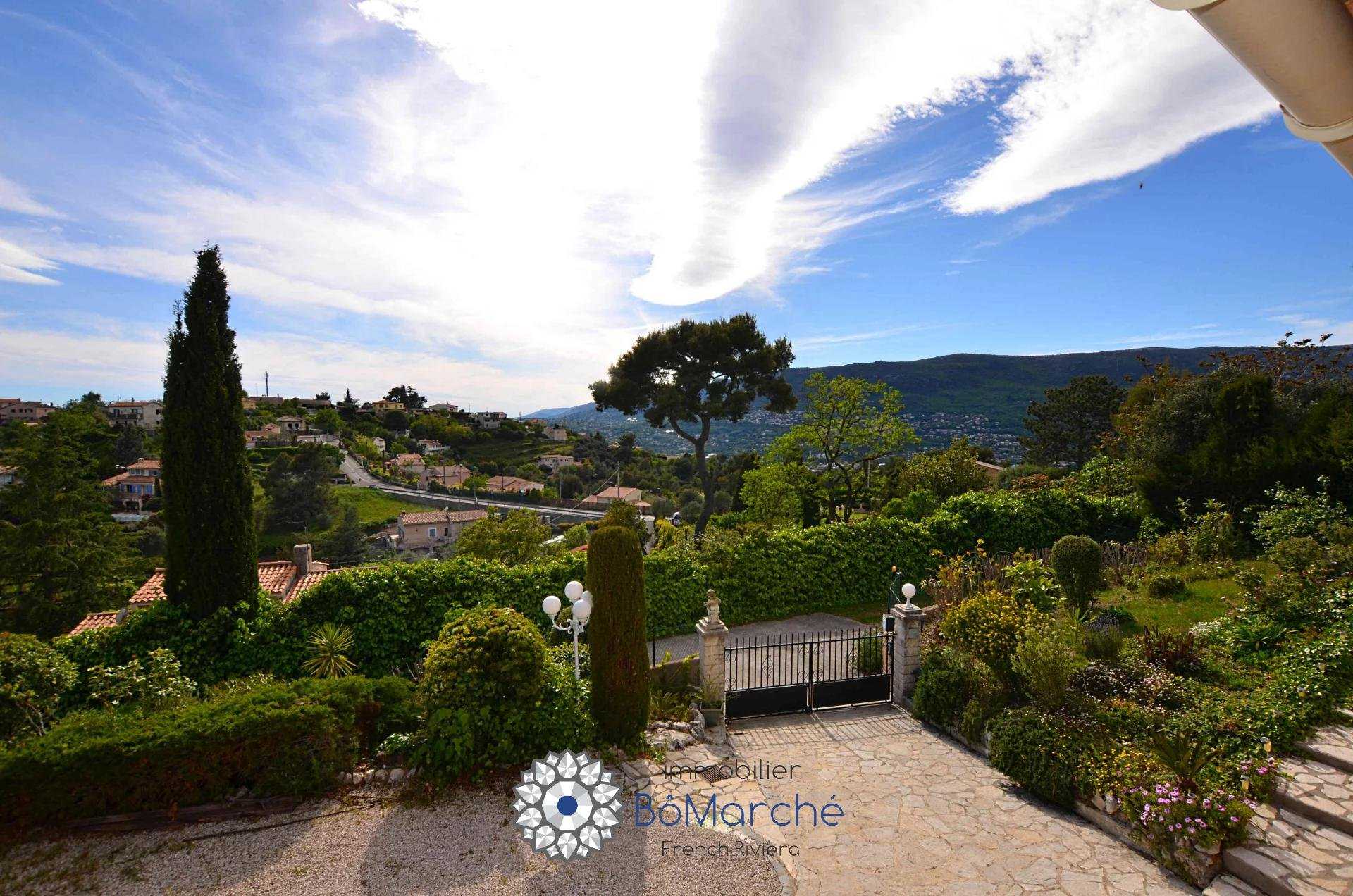 Rumah di Saint-Romawi, Provence-Alpes-Cote d'Azur 10812768