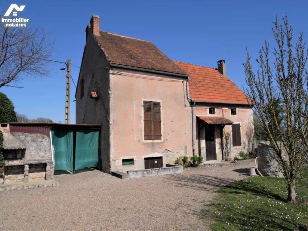 Hus i Creuzier-le-Neuf, Allier 10812791