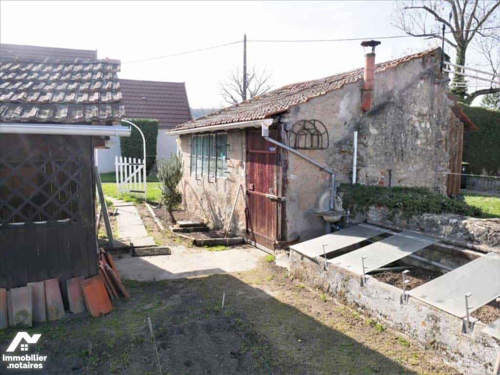 Huis in Creuzier-le-Neuf, Allier 10812791