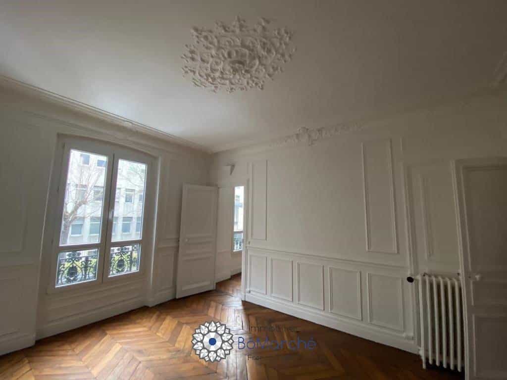 公寓 在 Paris 10ème, Paris 10812802