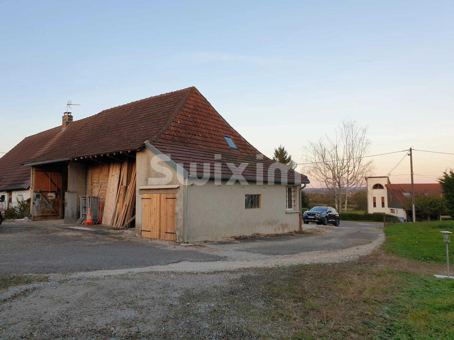 Casa nel Lons-le-Saunier, Borgogna-Franca Contea 10812818