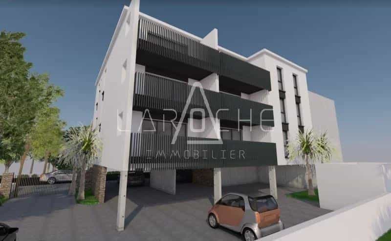 Condominium in Argeles-sur-Mer, Occitanie 10812902