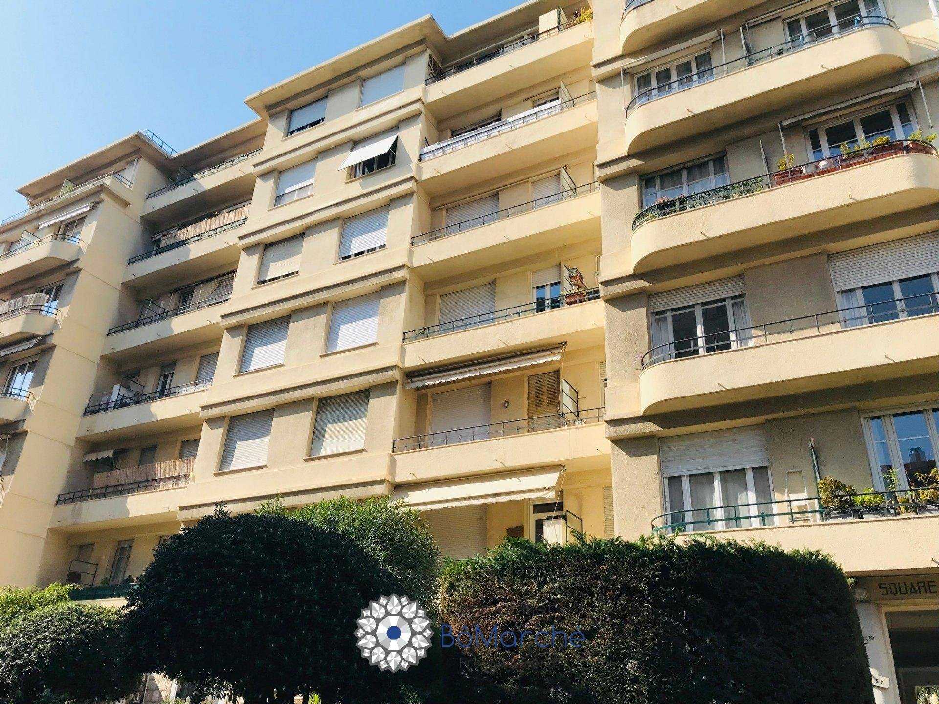 Residencial en Nice, Alpes-Maritimes 10812923