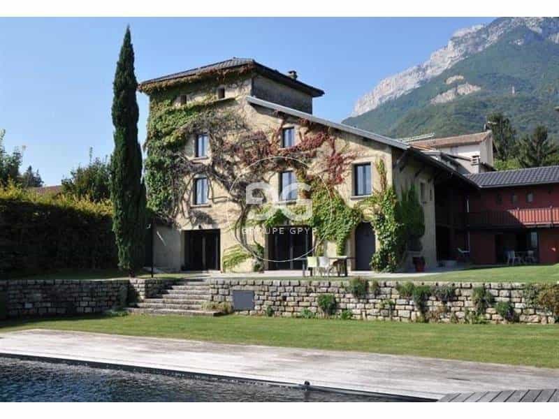 casa no Seyssinet, Auvergne-Rhone-Alpes 10812977