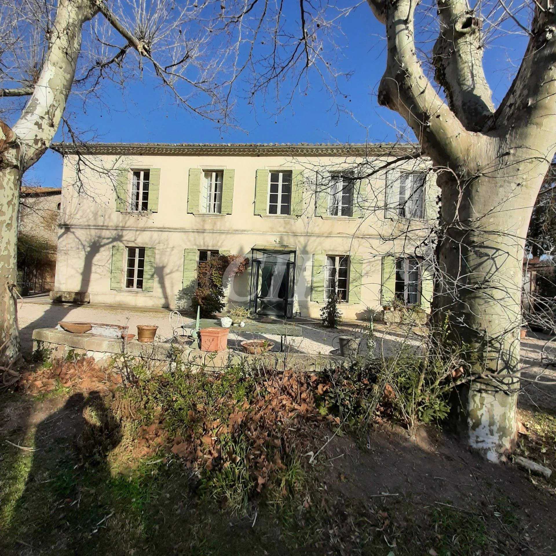 Huis in Avignon, Provence-Alpes-Côte d'Azur 10813046