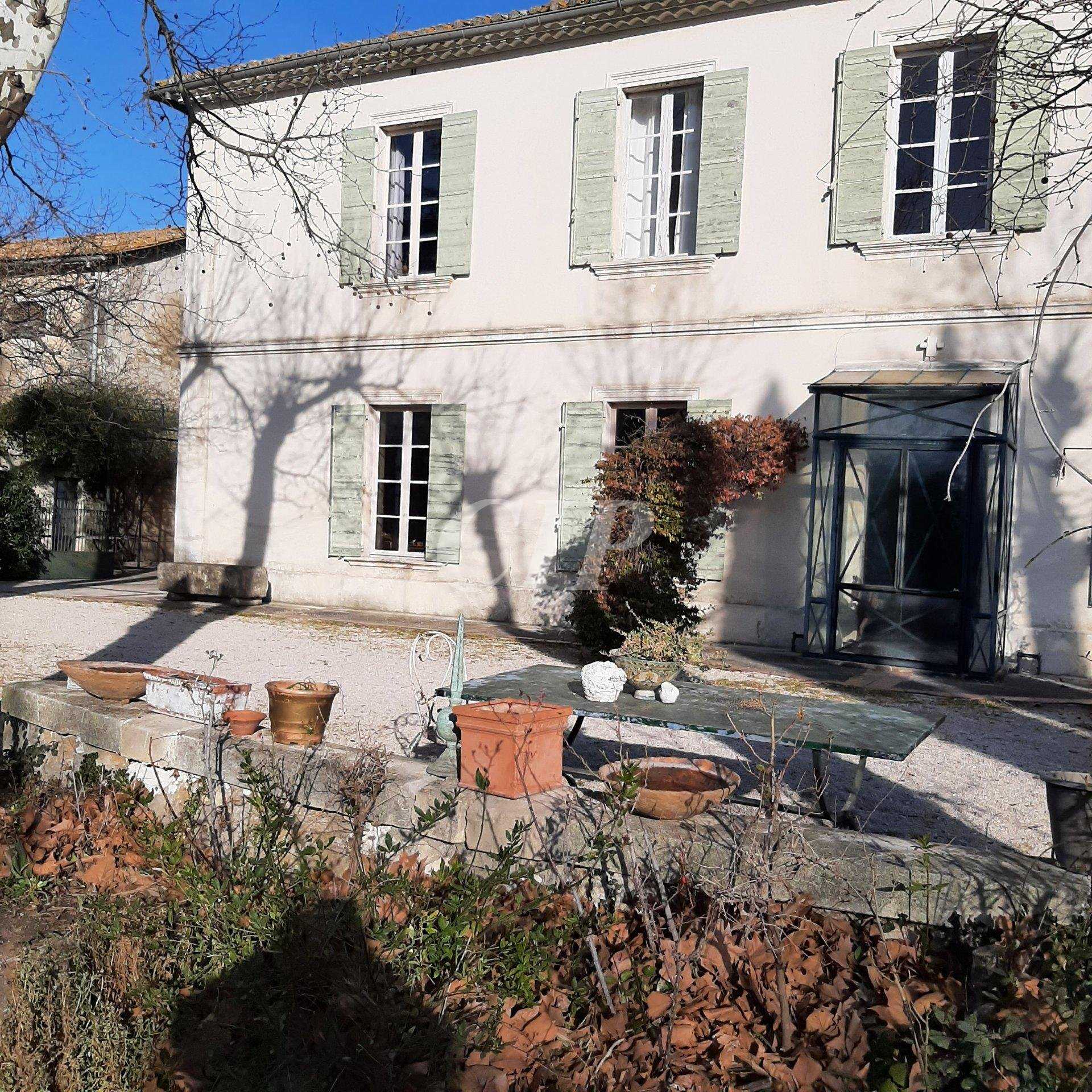House in Avignon, Provence-Alpes-Cote d'Azur 10813046