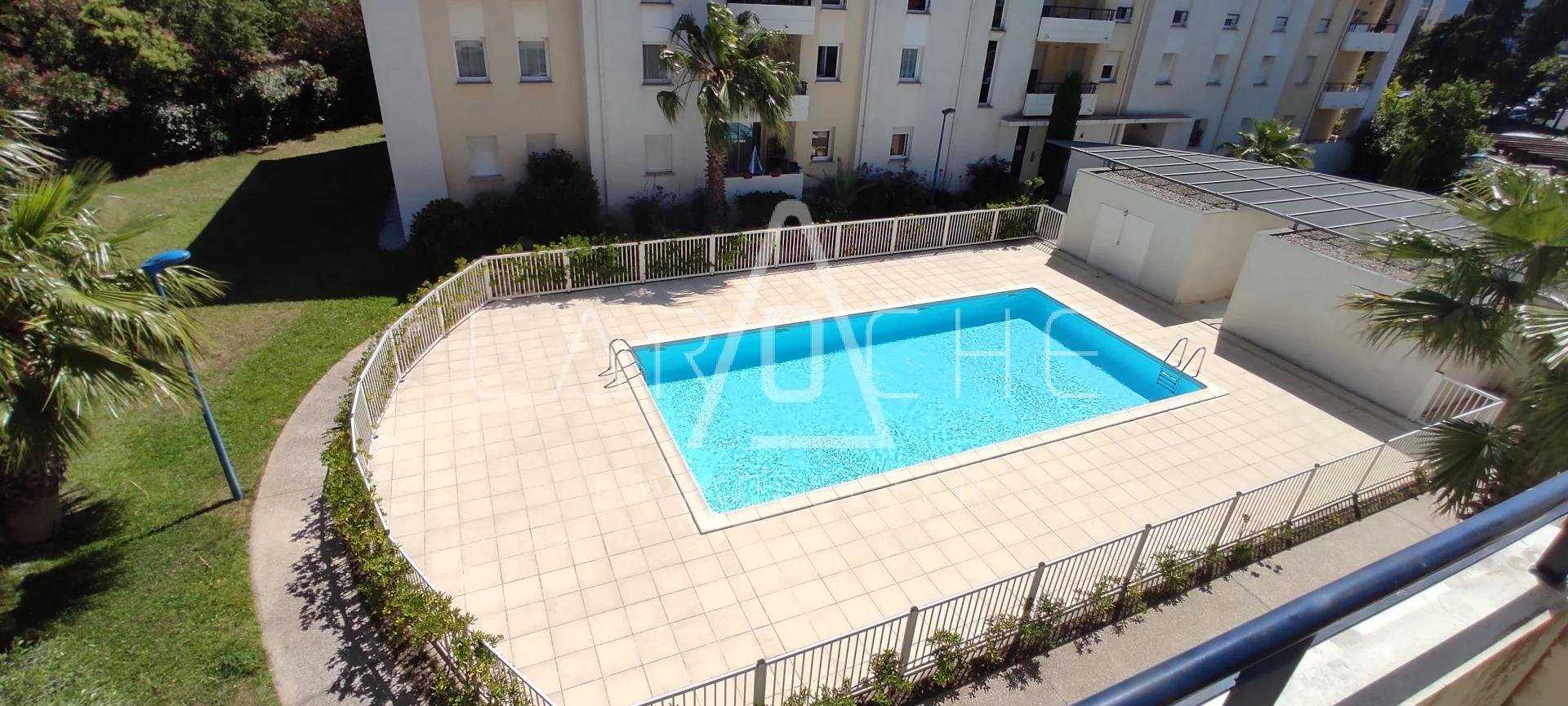 Condominium in Argeles-sur-Mer, Occitanie 10813085