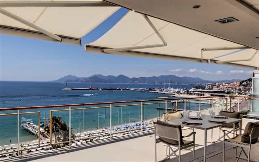 住宅 在 Cannes, Alpes-Maritimes 10813149