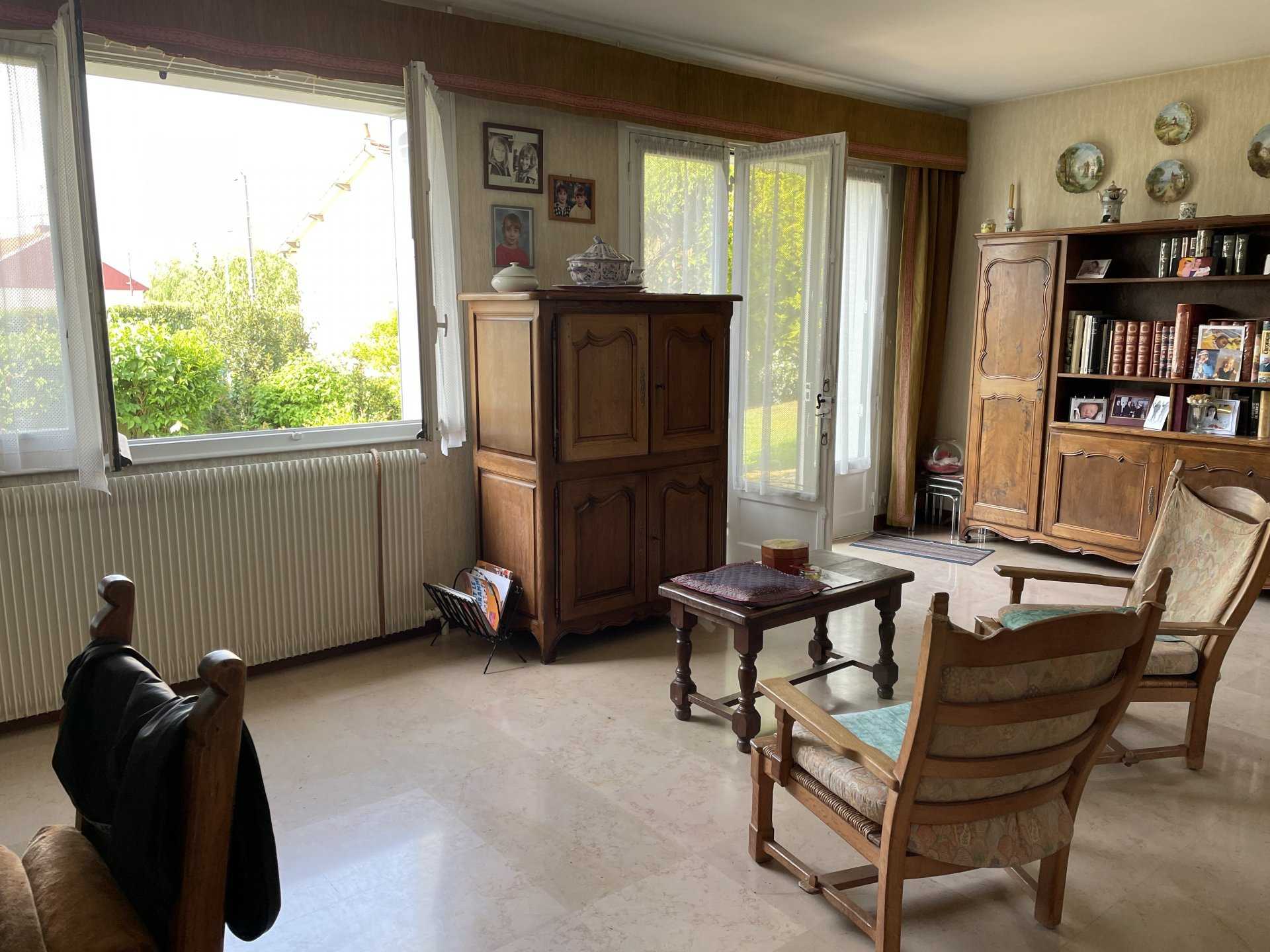 casa en Vichy, Auvergne-Rhone-Alpes 10813187