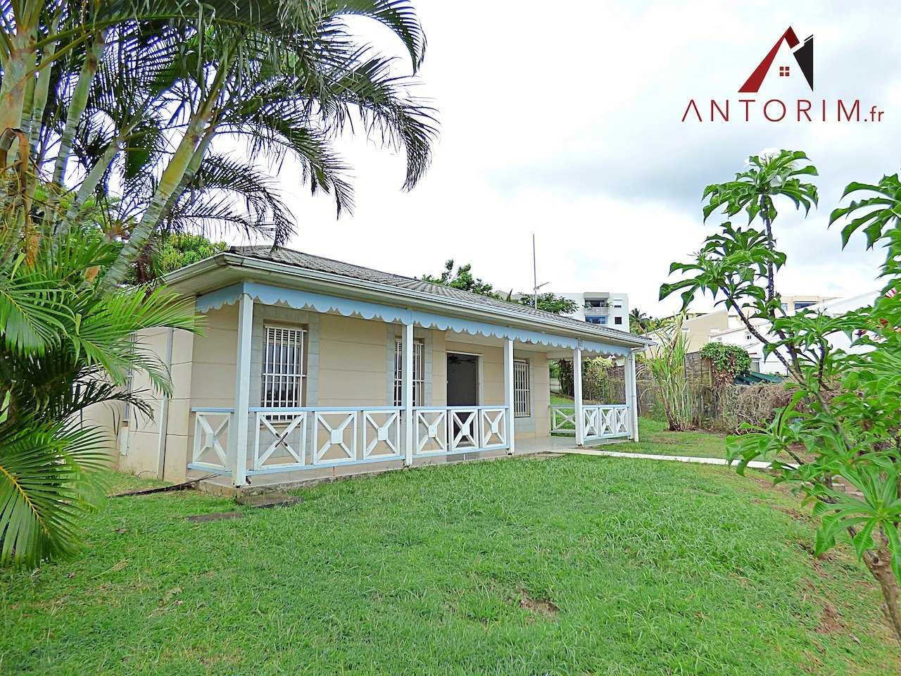 Rumah di Schœlcher, Martinique 10813256