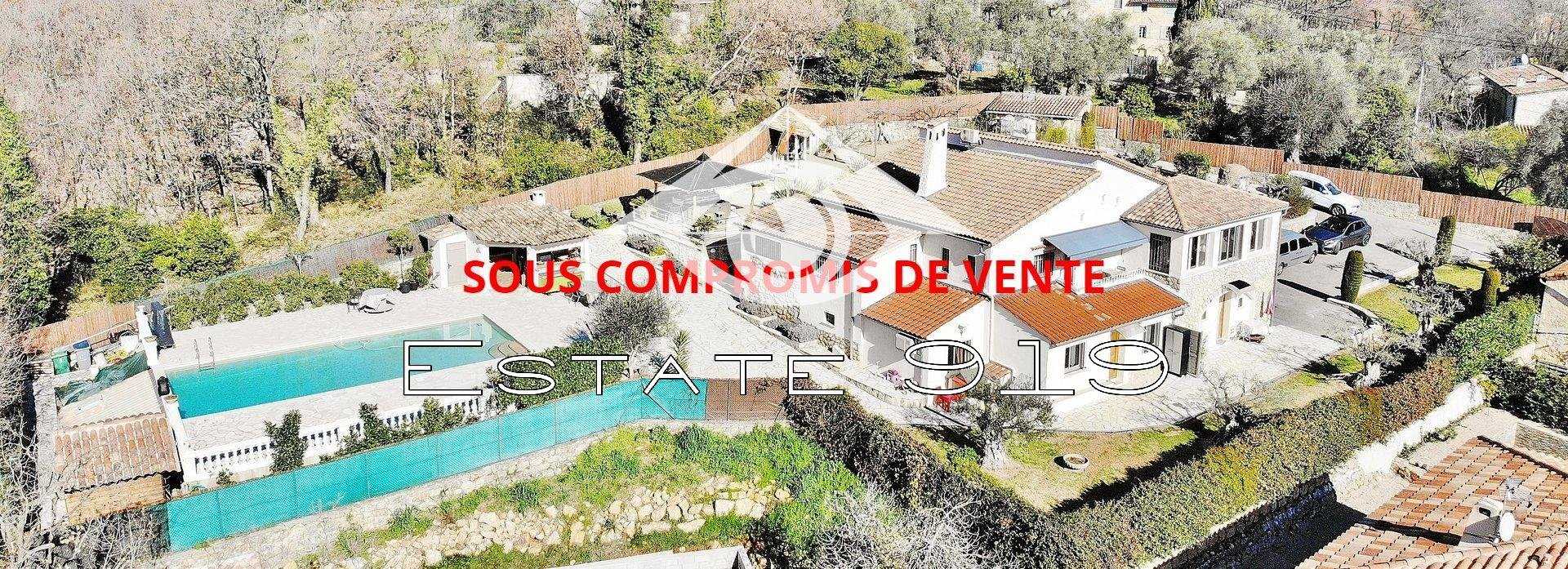 房子 在 城堡酒店, 普羅旺斯-阿爾卑斯-藍色海岸 10813264