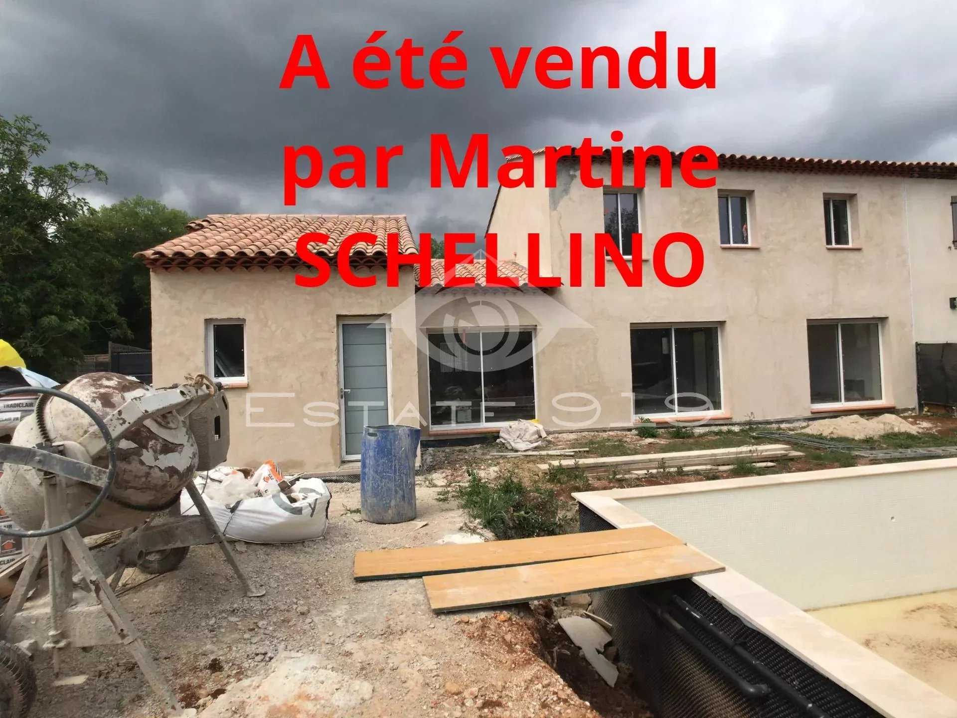 House in Le Plan, Provence-Alpes-Cote d'Azur 10813269