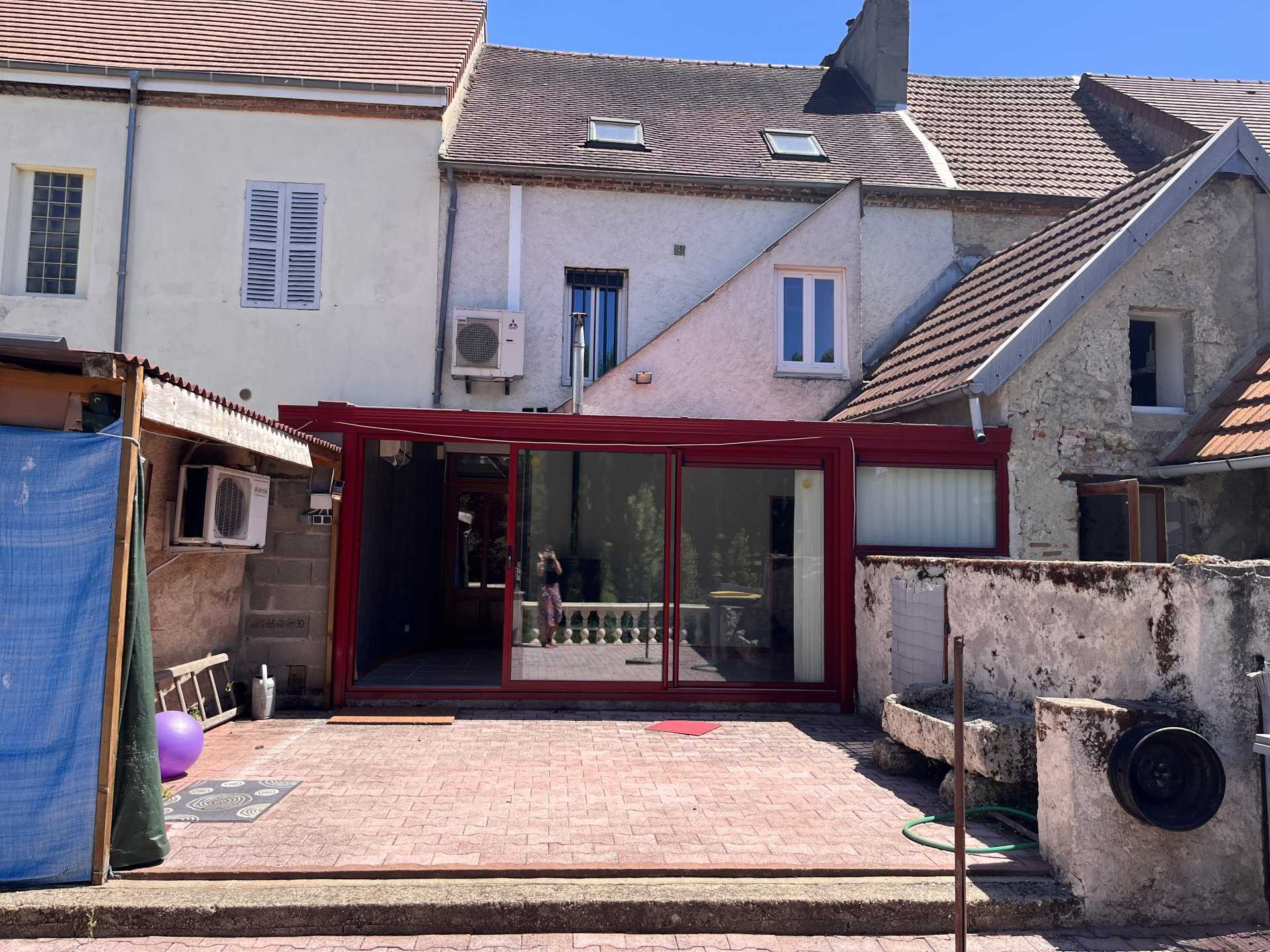 Multiple Houses in Cusset, Allier 10813271