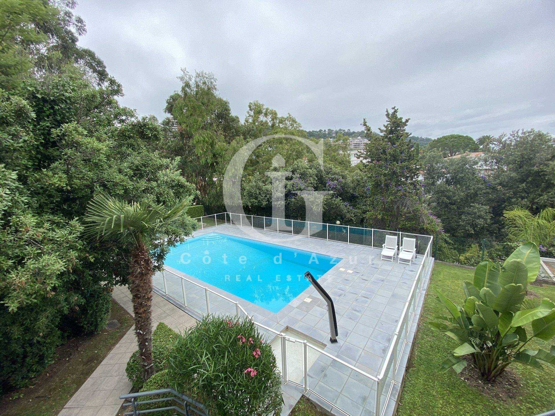 Residenziale nel Cannes, Alpes-Maritimes 10813276