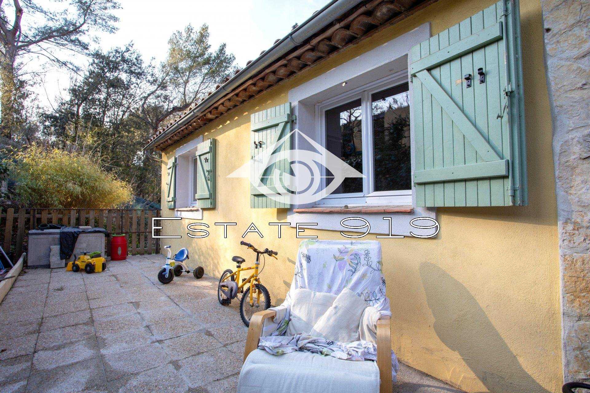 Haus im Le Bosquet, Provence-Alpes-Côte d'Azur 10813306