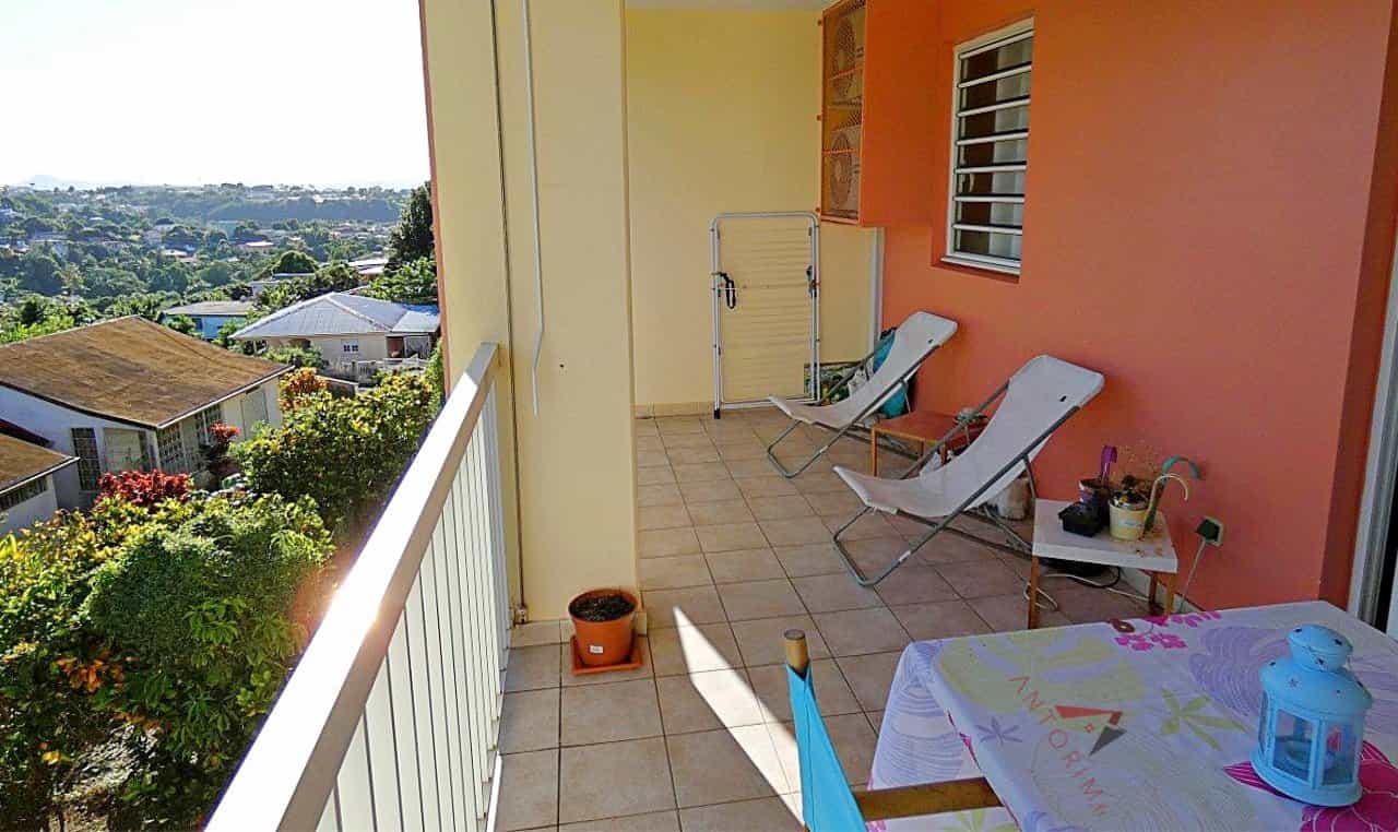 Condominium in Fort-de-France, Martinique 10813324