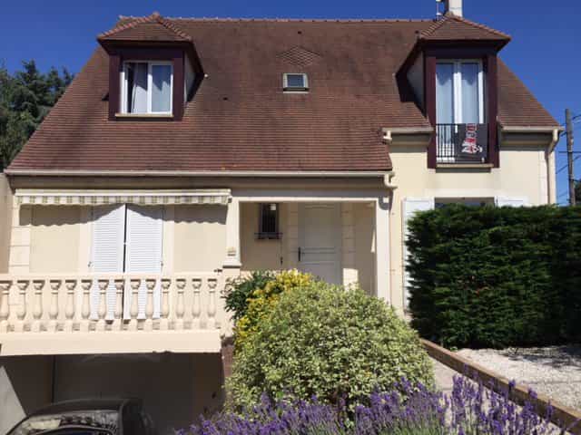 House in Morsang-sur-Orge, Ile-de-France 10813550