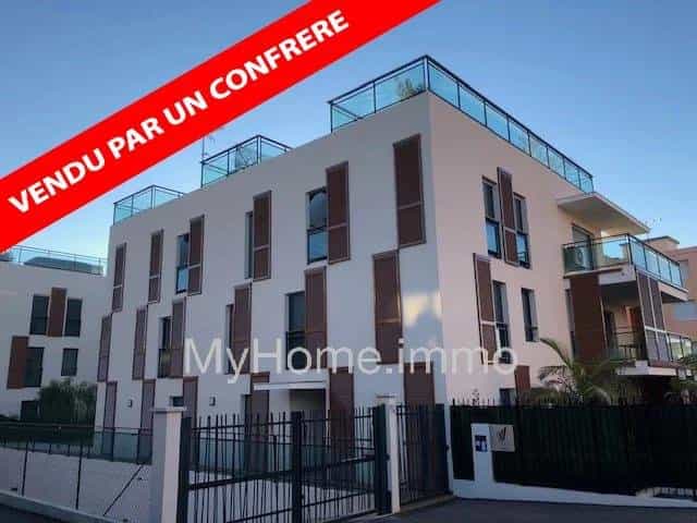 Condominium in Juan-les-Pins, Alpes-Maritimes 10813553