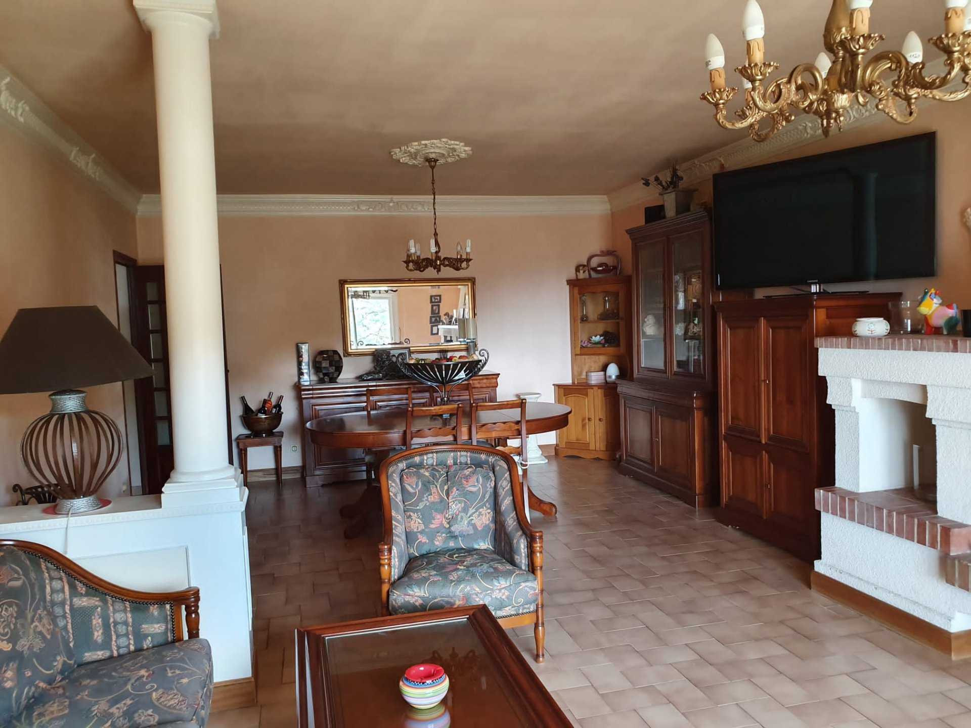 Rumah di Cauro, Corsica 10813572