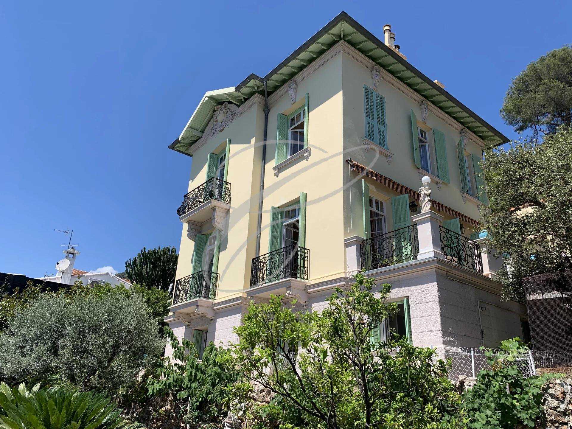 Residenziale nel Roquebrune-Cap-Martin, Alpes-Maritimes 10813783
