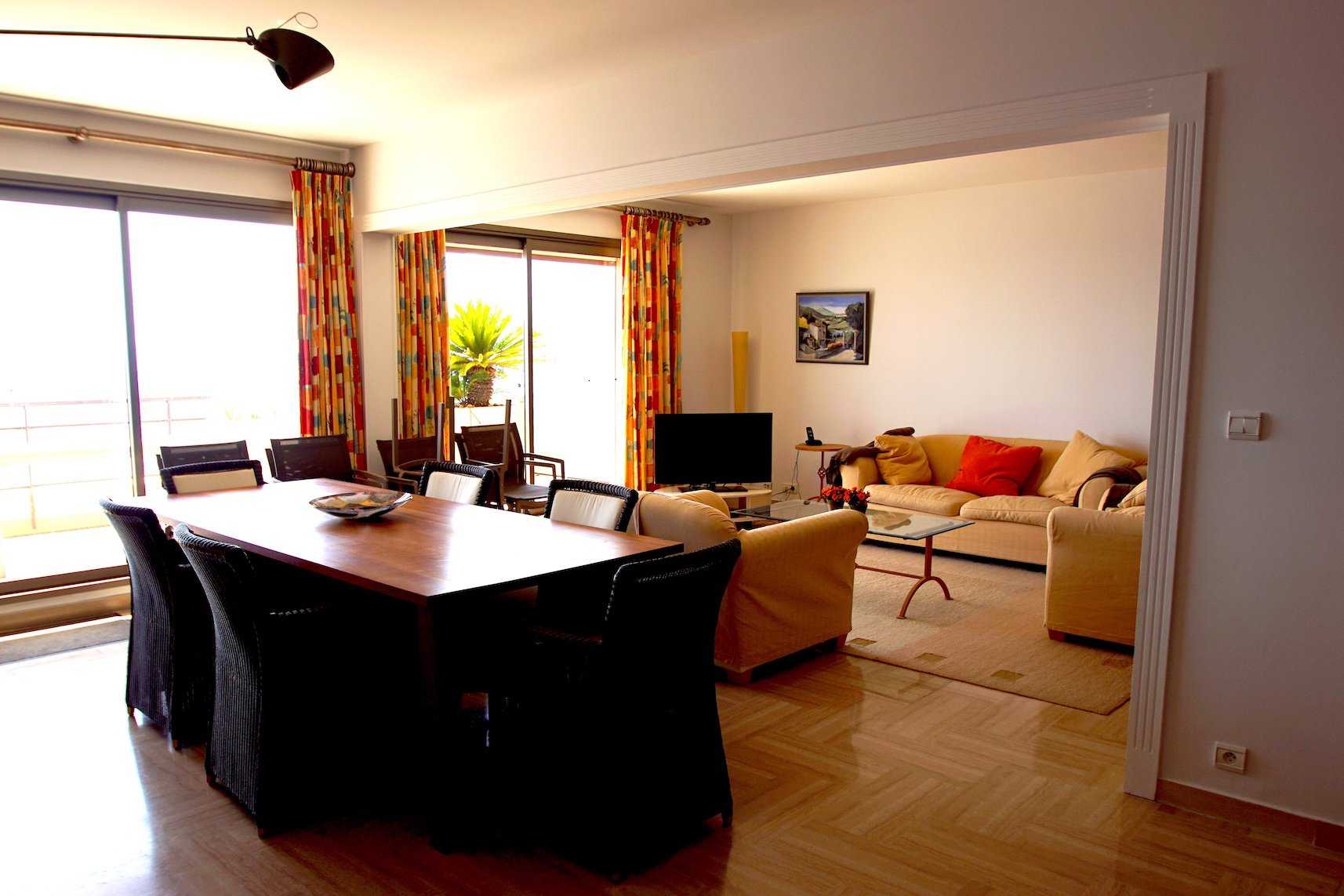 Condominium in Nice, Alpes-Maritimes 10813833
