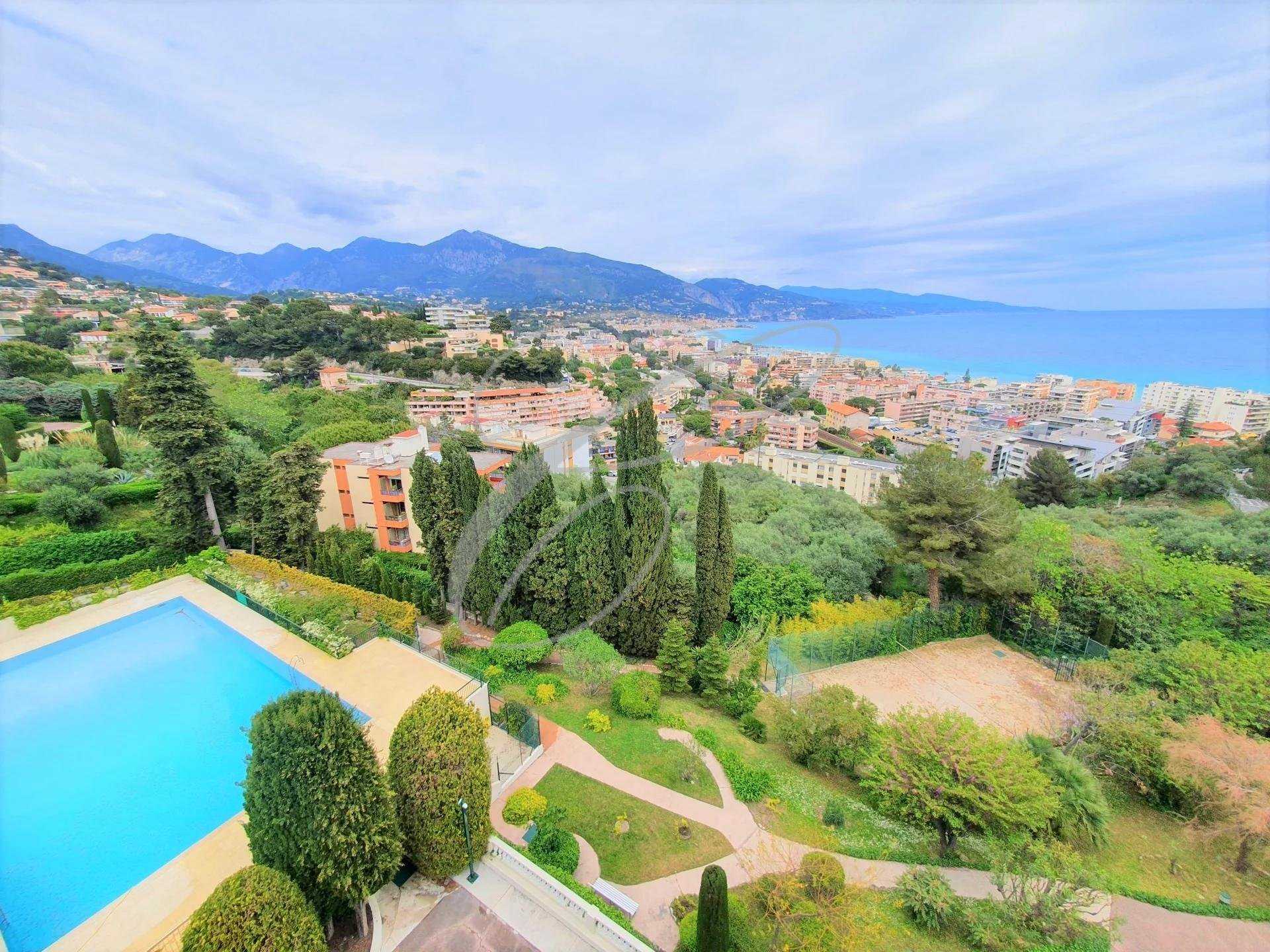 Condominium dans Cap-Martin, Provence-Alpes-Côte d'Azur 10813837