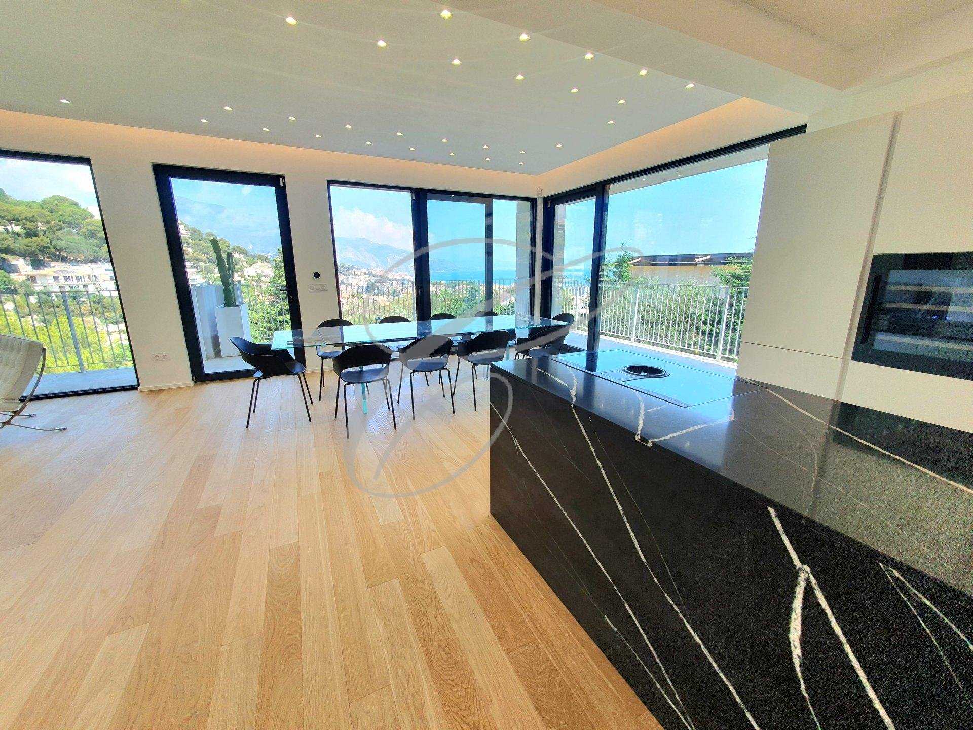 House in Cap Martin, Provence-Alpes-Cote d'Azur 10813862