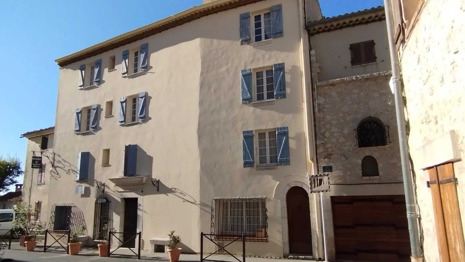 loger dans Coursegoules, Alpes-Maritimes 10813889