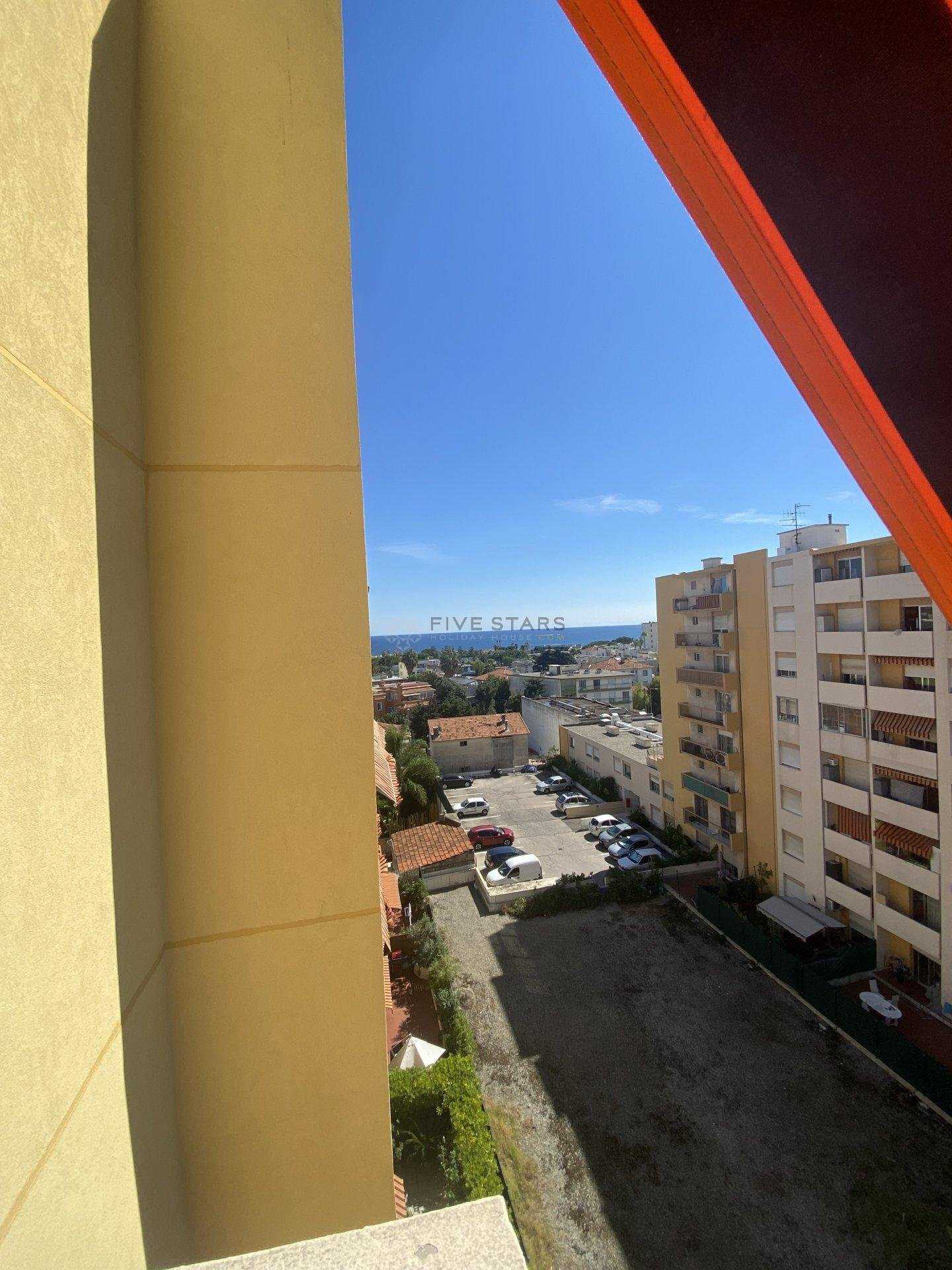 Condominium dans Nice, Alpes-Maritimes 10813899