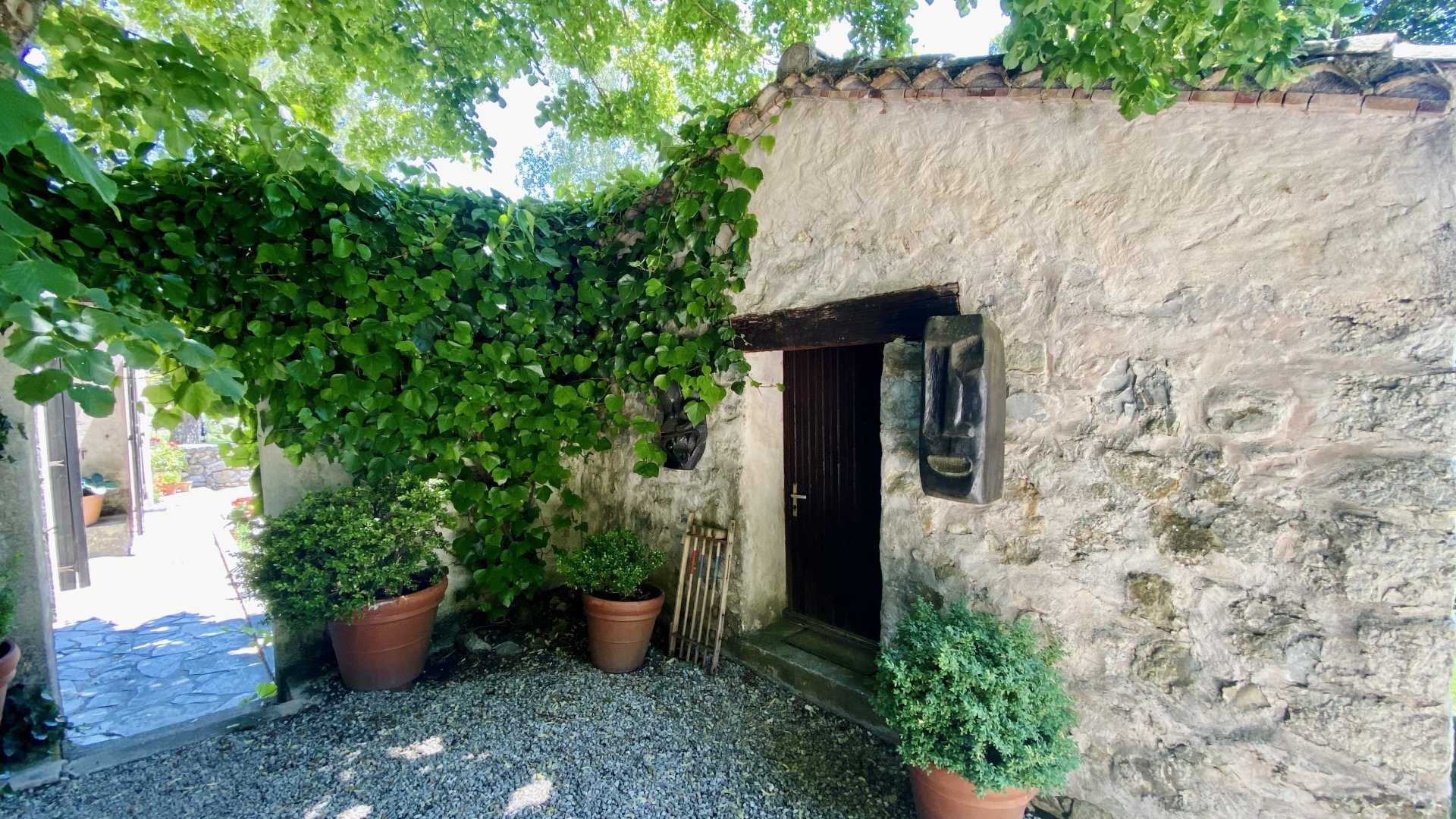 casa en Coursegoules, Alpes-Maritimes 10813925