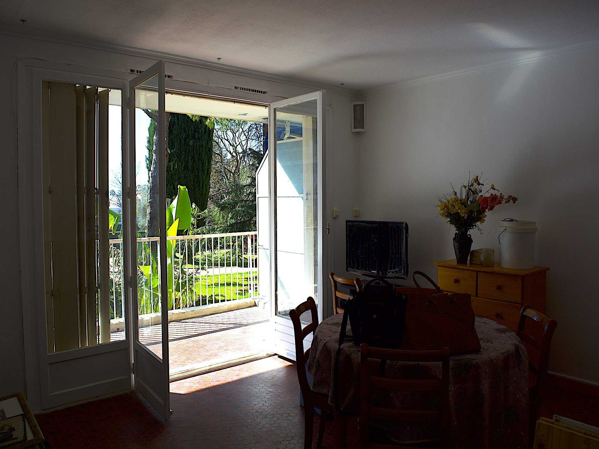 公寓 在 胡安莱潘, 普罗旺斯-阿尔卑斯-蓝色海岸 10813926