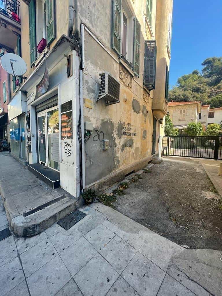 Einzelhandel im Sainte-Hélène, Provence-Alpes-Côte d'Azur 10813931