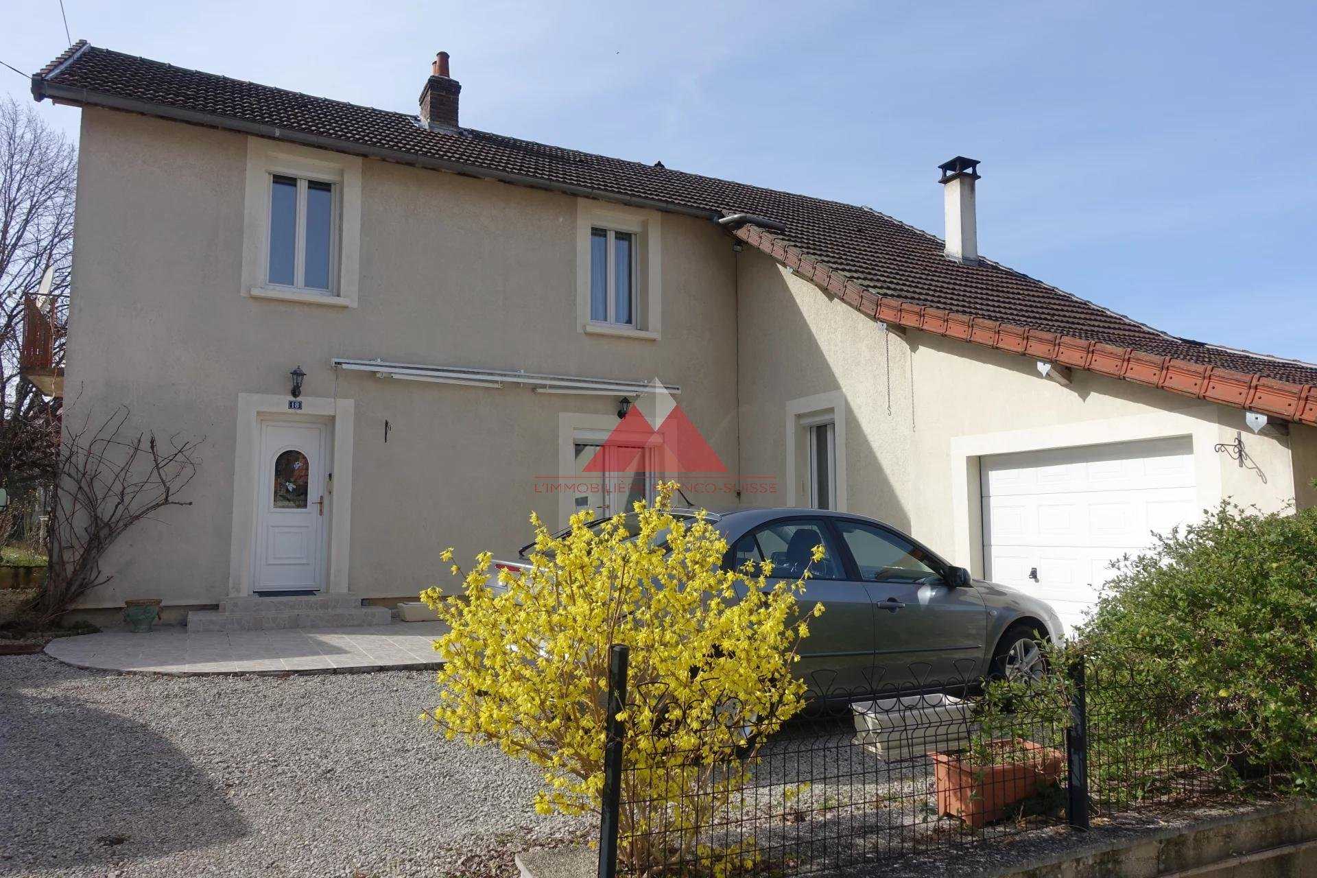 Casa nel Montmorot, Bourgogne-Franche-Comte 10813945