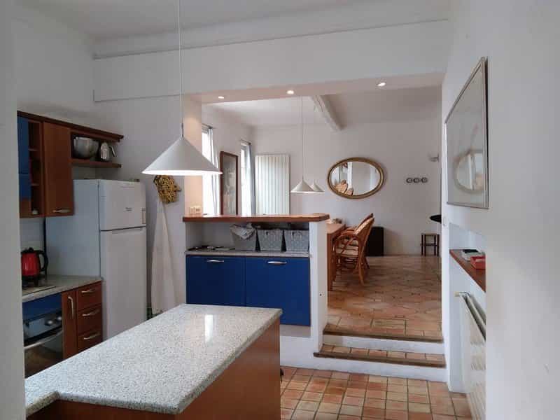 жилой дом в Cagnes-sur-Mer, Alpes-Maritimes 10813949