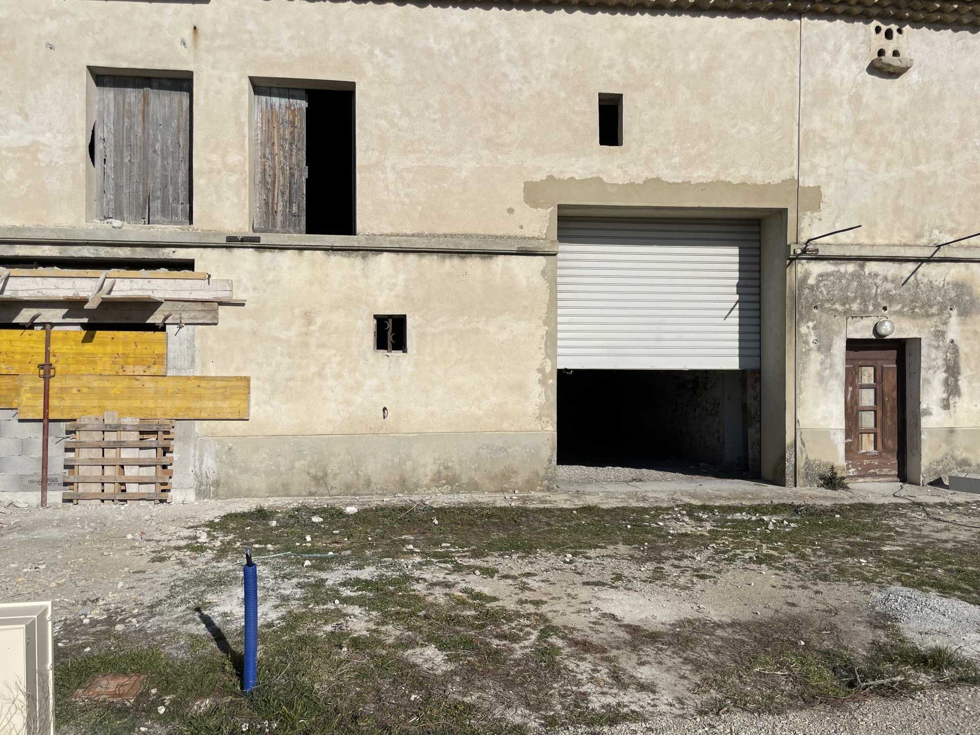Casa nel Tulette, Alvernia-Rodano-Alpi 10814094