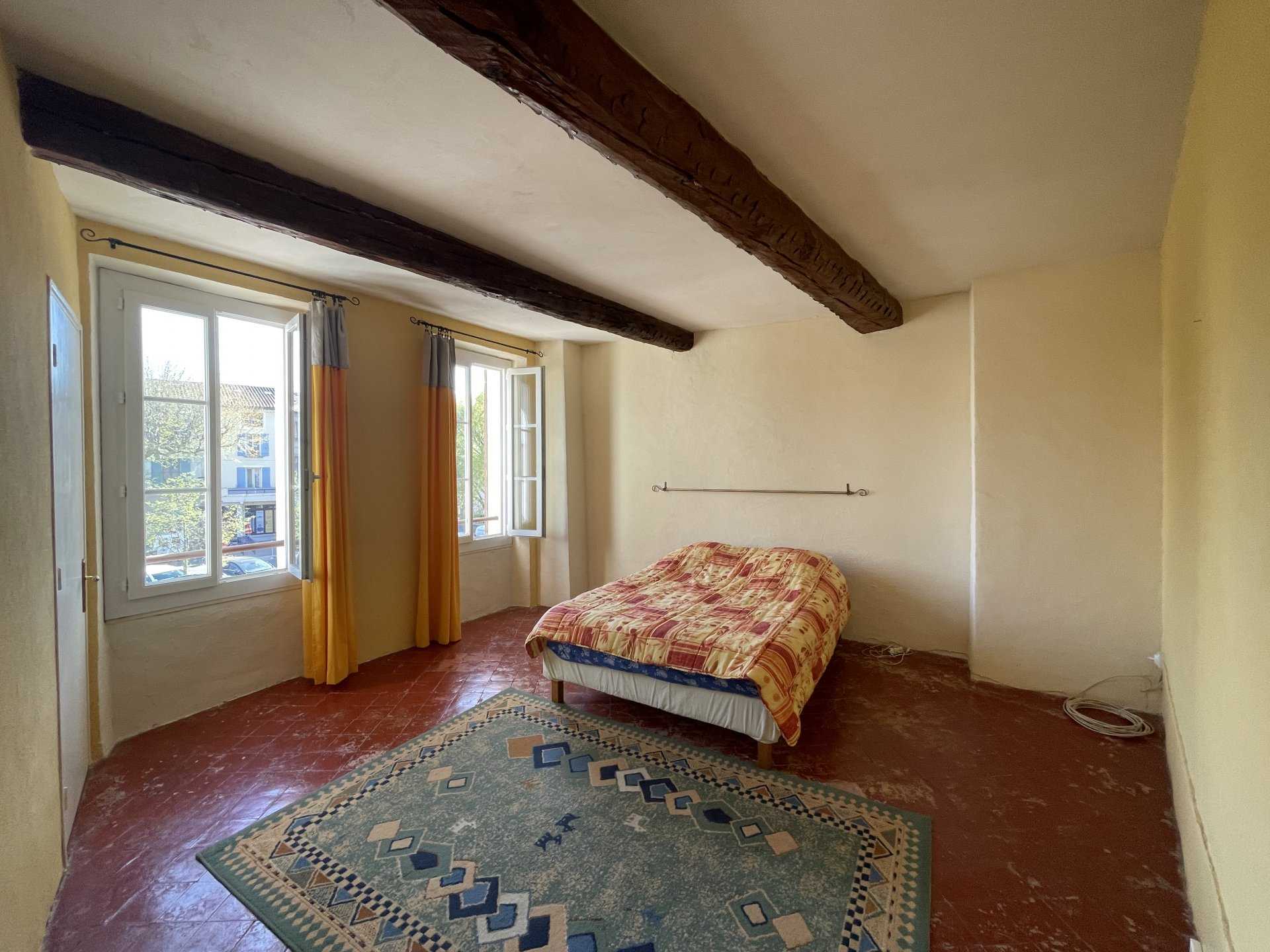 Talo sisään Malaucene, Provence-Alpes-Cote d'Azur 10814146