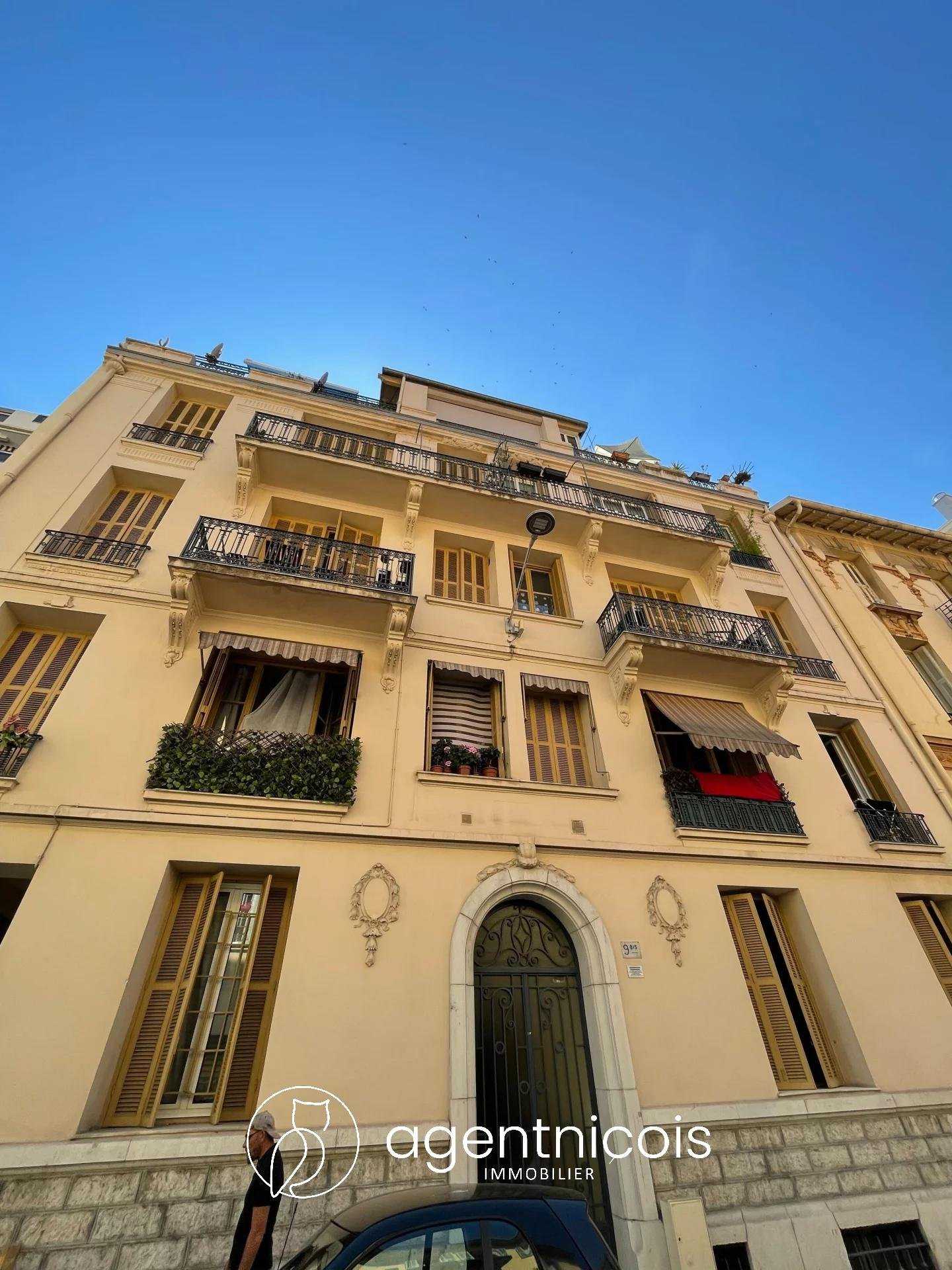 Condominium dans Nice, Alpes-Maritimes 10814149