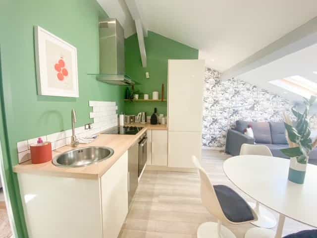 Condominium in Cannes, Provence-Alpes-Cote d'Azur 10814198
