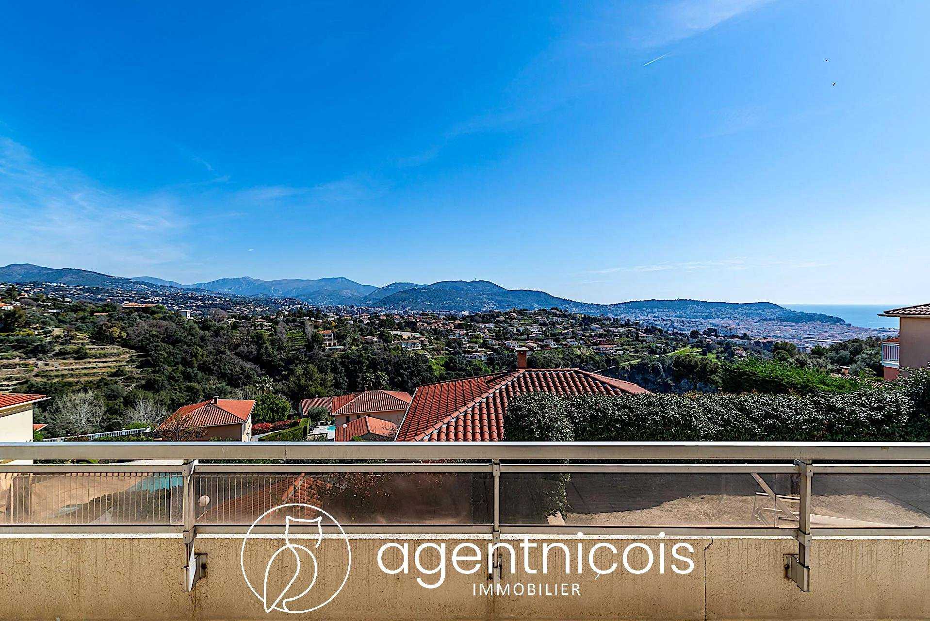Condominio en La Madeleine, Provence-Alpes-Cote d'Azur 10814210
