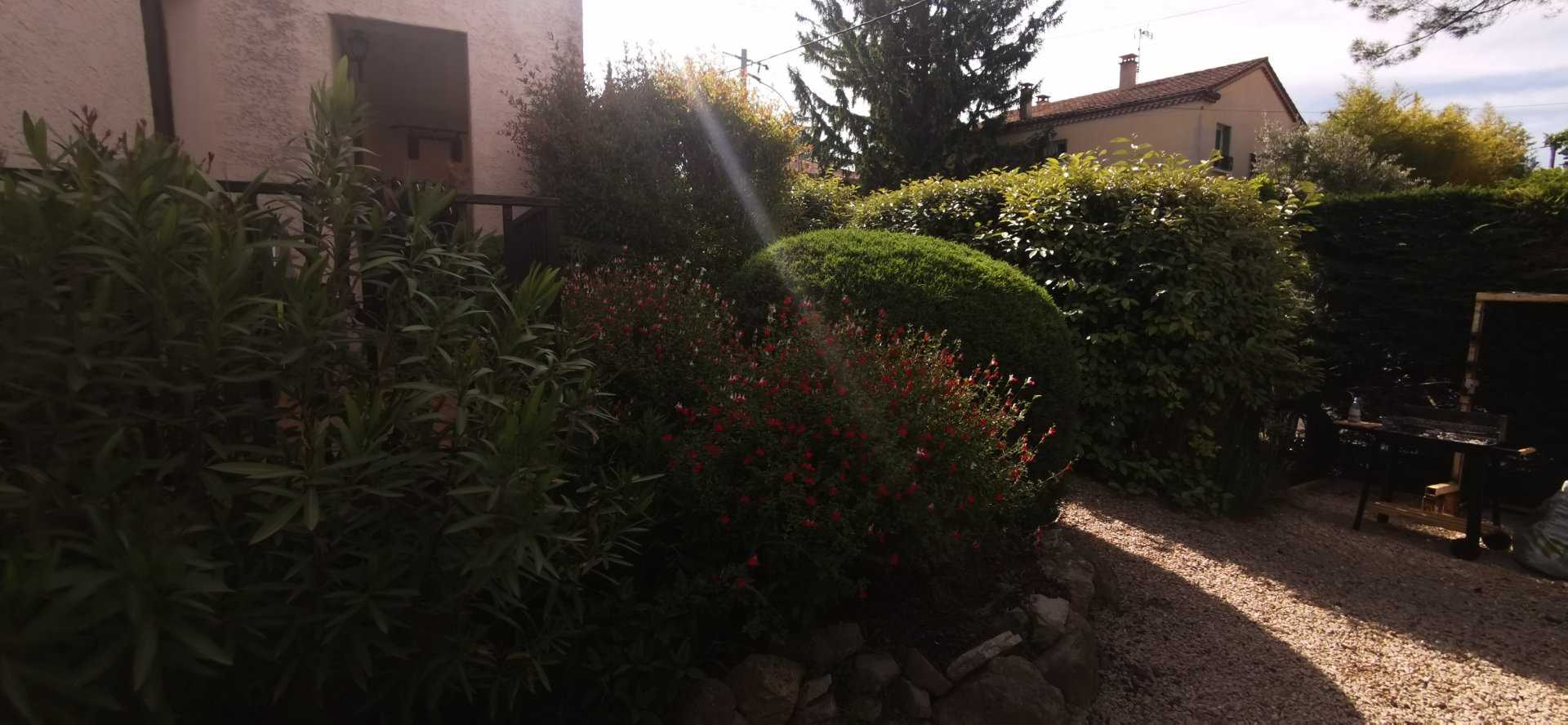 Eigentumswohnung im Pertuis, Provence-Alpes-Côte d'Azur 10814275