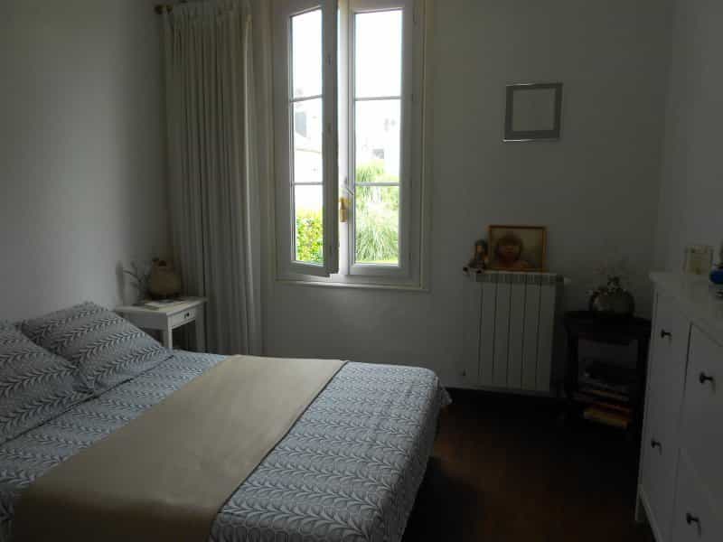 House in Vierzon, Centre-Val de Loire 10814290