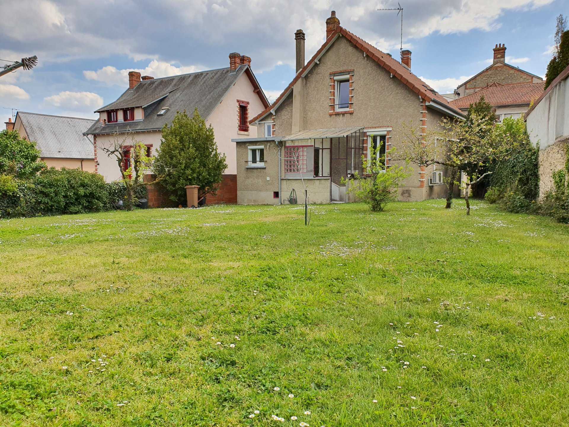 Haus im Vierzon, Centre-Val de Loire 10814292