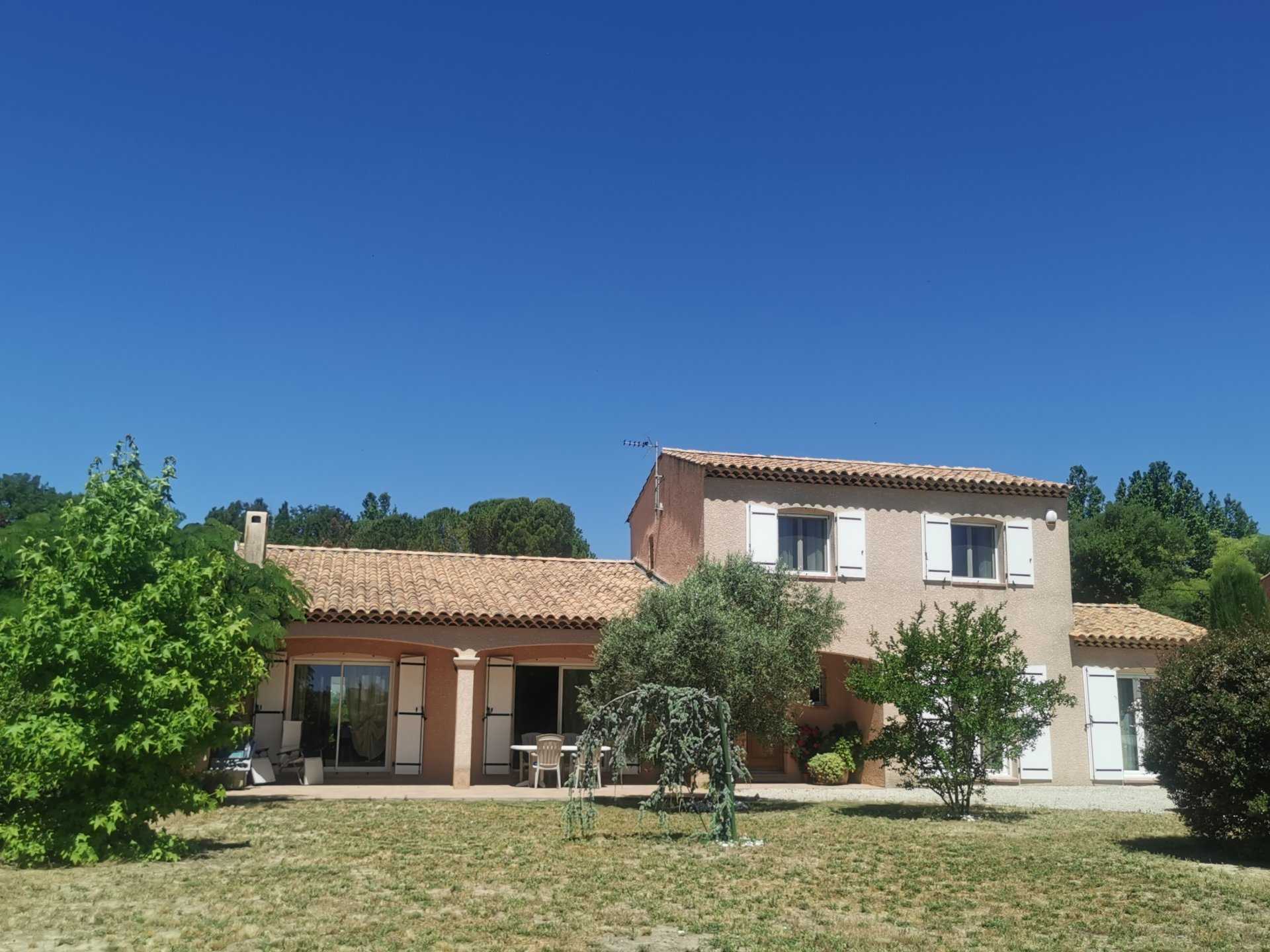 Huis in Pertuis, Provence-Alpes-Cote d'Azur 10814316