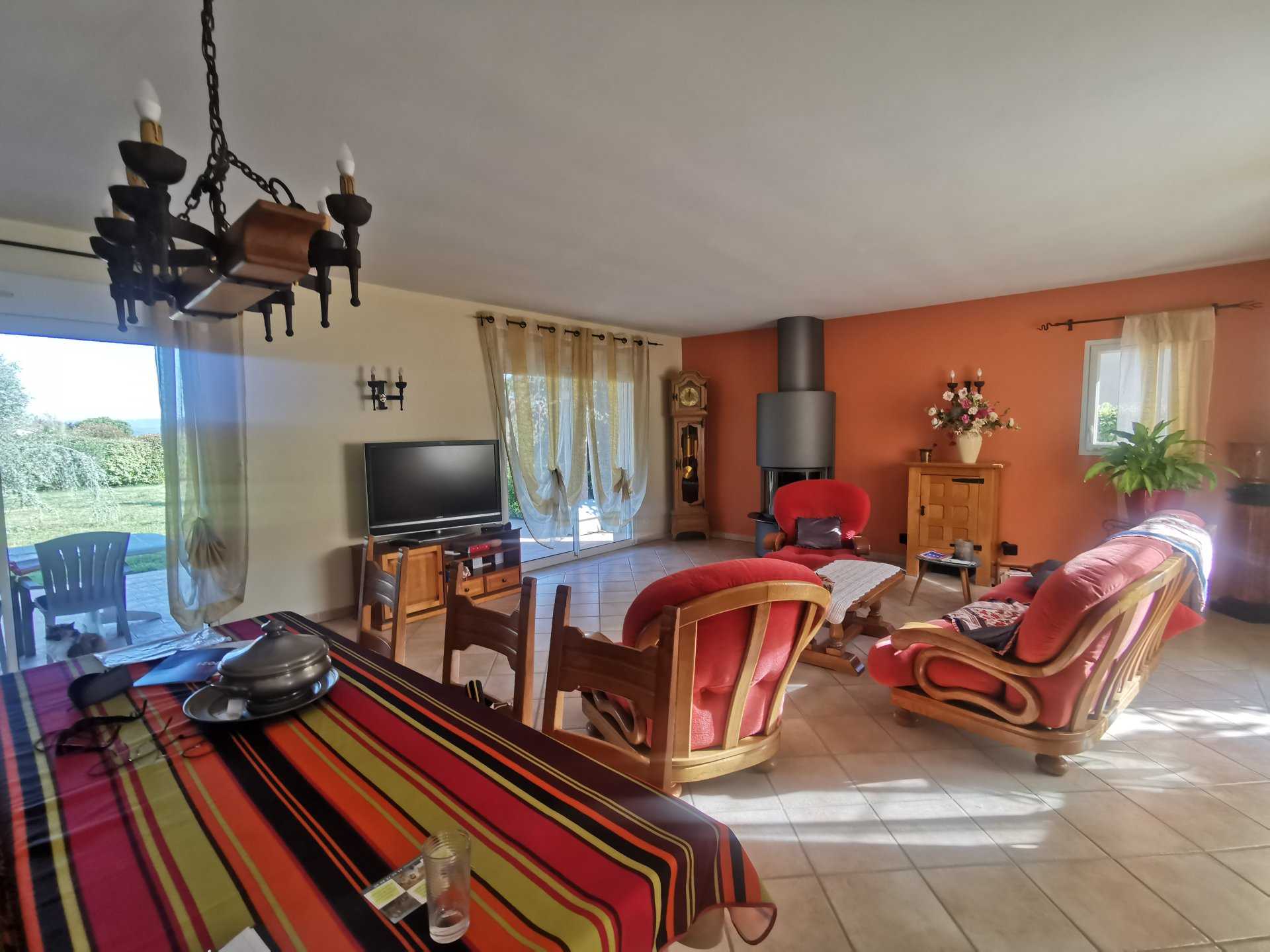Huis in Pertuis, Provence-Alpes-Cote d'Azur 10814316